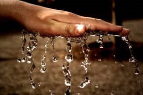 vandens pašalinimas iš kūno svorio metimui 5 kg per savaitę