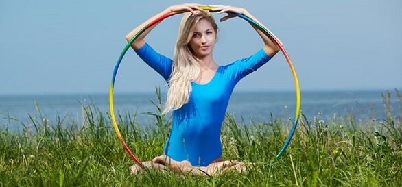 Sukdami hula lanką galite numesti svorio nesilaikydami dietos ir atsikratyti pilvo riebalų